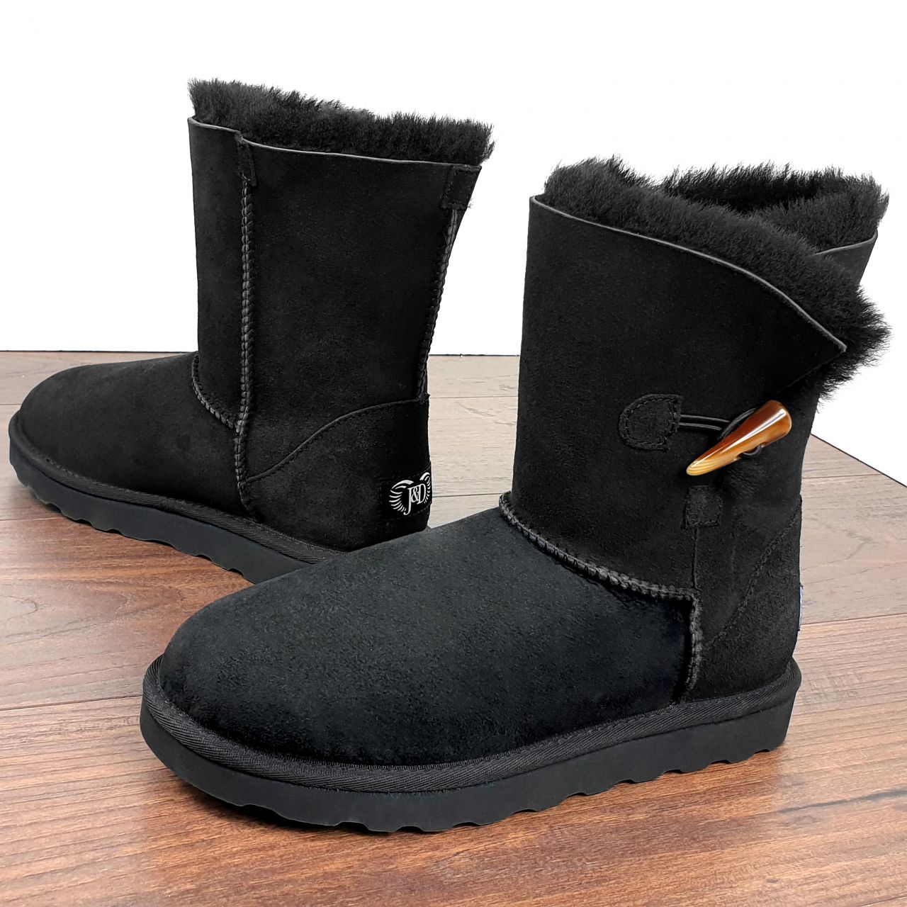 Ladies sheepskin shop boots uk