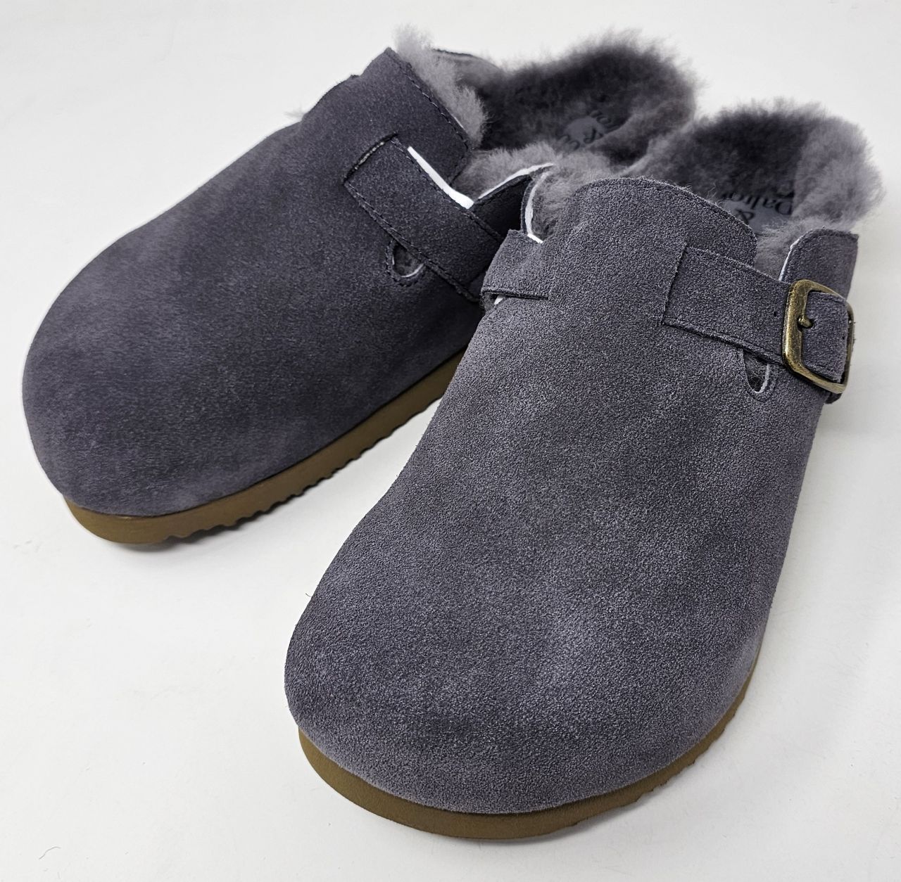 Sheepskin clogs shop