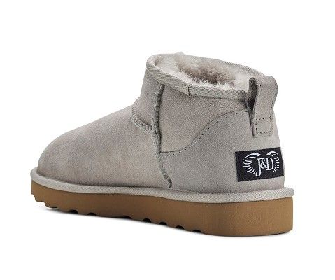Super Short Sheepskin Boots Grey
