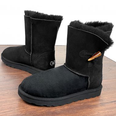 black sheepskin boots