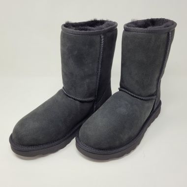Black Classic Sheepskin Boots