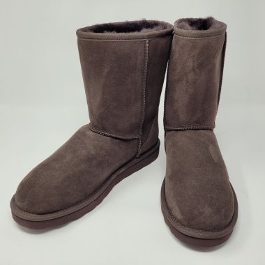 Classic Sheepskin Boots: Chocolate Brown