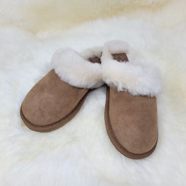 Chestnut Mule Sheepskin Slippers