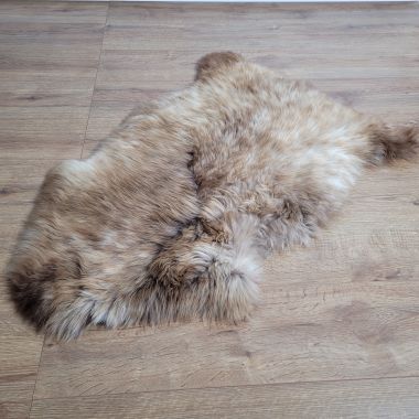 Natural Cream/Brown Sheepskin Rug