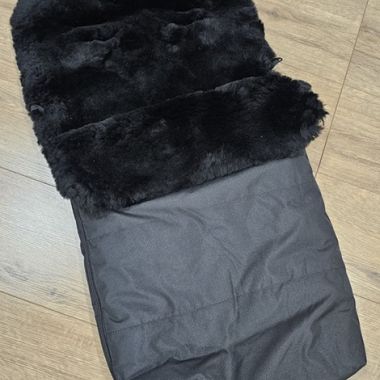 Sheepskin Footmuff
