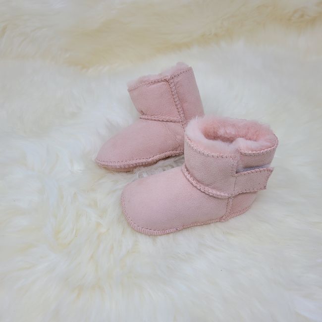 Image of Pink Sheepskin Classic Baby Booties
