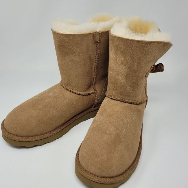 Image of Chestnut Classic (Toggle) Sheepskin Boots - Clearance