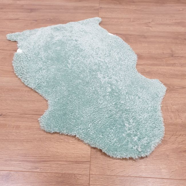 Image of Sage Short Curly Wool Sheepskin Rug - Clearance